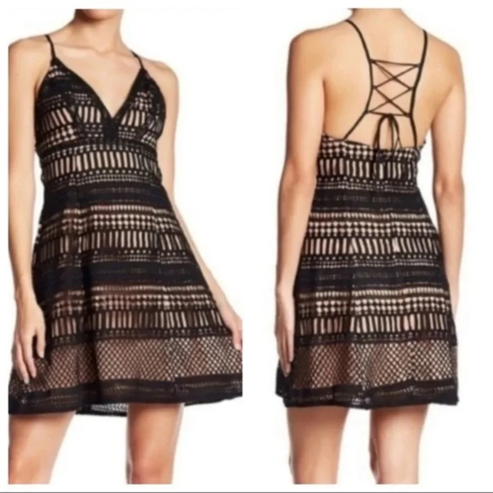 ASTr The Label Black Dress in size Large. NWT - Picture 3 of 7